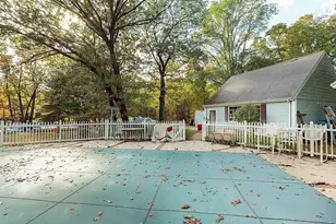 375 Russell St, Woburn, MA 01801 - Photo 9