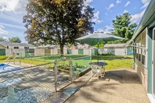 39 Homer St, Agawam, MA 01030 - Photo 5