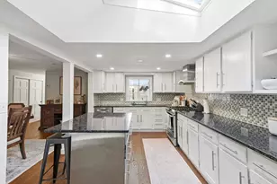 52 Cranch St, Weymouth, MA 02189 - Photo 9