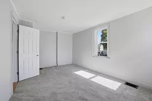 24 Collins, Amesbury, MA 01913 - Photo 13