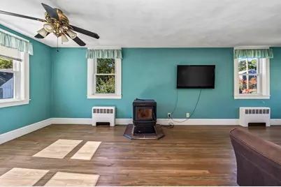 428 W Union St, East Bridgewater, MA 02333 - Photo 13
