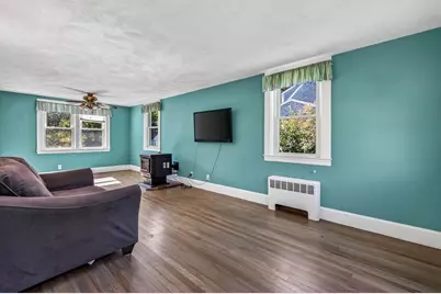 428 W Union St, East Bridgewater, MA 02333 - Photo 11