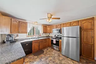 107 Arbutus Ave, Braintree, MA 02184 - Photo 5