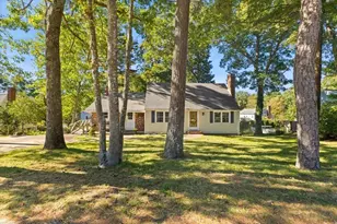 286 Pembroke St, Kingston, MA 02364 - Photo 3