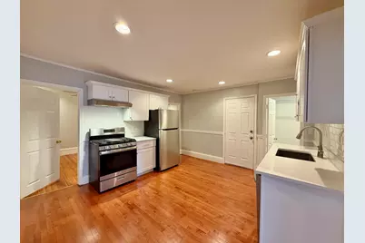 22 Carlton St #1, Salem, MA 01970 - Photo 3