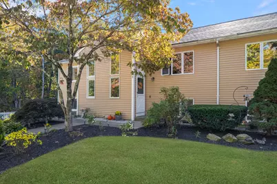 17 Cork Cir #B, Millville, MA 01529 - Photo 3