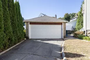 87 Irving St, Waltham, MA 02451 - Photo 13