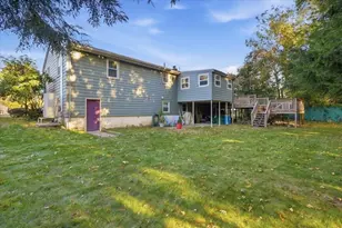 68 Old Mansion Ln, Whitman, MA 02382 - Photo 15