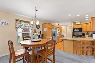 21 Hemlock Dr, East Bridgewater, MA 02333 - Photo 5