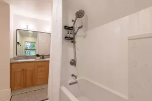 114 S Main St, Northampton, MA 01062 - Photo 27