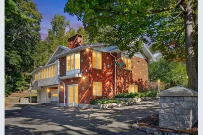 39 Buckman St, Woburn, MA 01801 - Photo 3