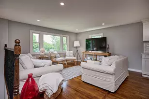 194 Pleasant St, East Longmeadow, MA 01028 - Photo 5