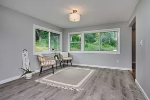 194 Pleasant St, East Longmeadow, MA 01028 - Photo 9