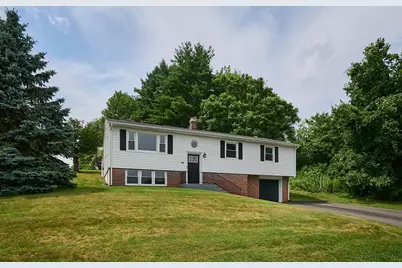 194 Pleasant St, East Longmeadow, MA 01028 - Photo 1