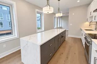 804 E 7th St, Boston, MA 02127 - Photo 5