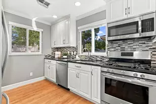 20 Ship Ave, Medford, MA 02155 - Photo 5