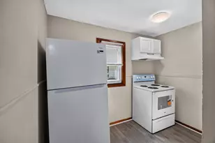 69 Crystal Ave, Springfield, MA 01108 - Photo 13