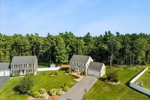 32 Pocksha Dr, Middleborough, MA 02346 - Photo 3