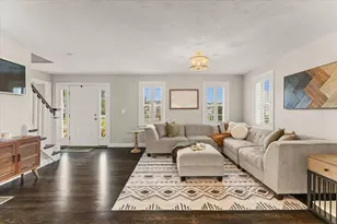32 Pocksha Dr, Middleborough, MA 02346 - Photo 9