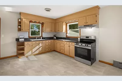 60 Sunhill Road, Taunton, MA 02780 - Photo 11