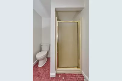 7 Lovett St, Salem, MA 01970 - Photo 19