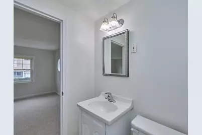 7 Lovett St, Salem, MA 01970 - Photo 17