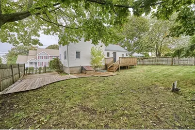 7 Lovett St, Salem, MA 01970 - Photo 23
