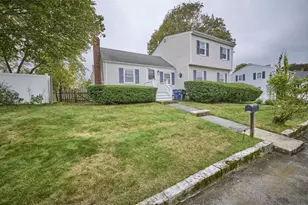 7 Lovett St, Salem, MA 01970 - Photo 1