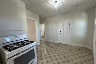 104 Falcon St, Boston, MA 02128 - Photo 31