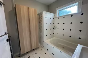 26 Grant St, Boston, MA 02125 - Photo 33