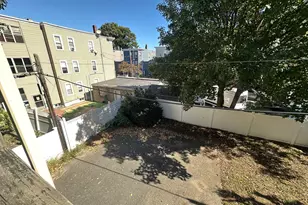 26 Grant St, Boston, MA 02125 - Photo 37