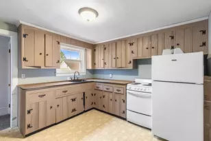 1292 Riverside Ave, Somerset, MA 02726 - Photo 11