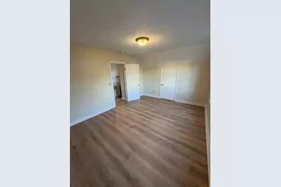552 Rivet St #3, New Bedford, MA 02740 - Photo 5