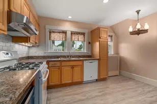 8 Burget Ave, Medford, MA 02155 - Photo 13