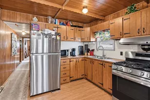 106 Lucy Dr, Attleboro, MA 02703 - Photo 7