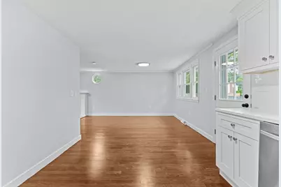 100 Middle St, Woburn, MA 01801 - Photo 5