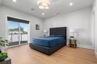 527 East 7th Street #PH7, Boston, MA 02127 - Photo 9
