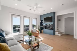 527 E 7th St, Boston, MA 02127 - Photo 7
