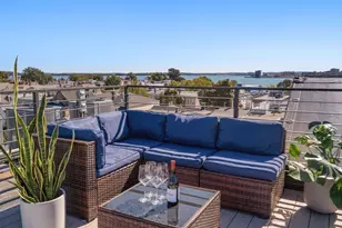 527 E 7th St, Boston, MA 02127 - Photo 17