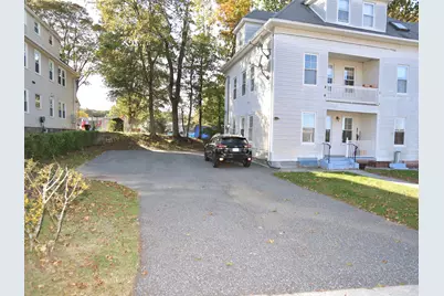 469 Grove St #2, Worcester, MA 01605 - Photo 15