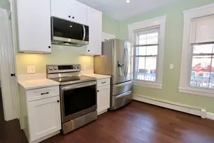 469 Grove St, Worcester, MA 01605 - Photo 5