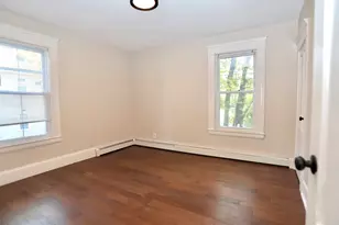 469 Grove St, Worcester, MA 01605 - Photo 9