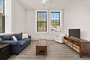 1044 Social, Woonsocket, RI 02895 - Photo 5