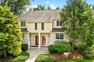 43 Gaslight Ln, Easton, MA 02356 - Photo 1