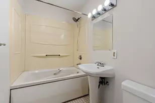95 Anderer Ln, Boston, MA 02132 - Photo 19