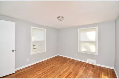 66 Curve St, Springfield, MA 01104 - Photo 19