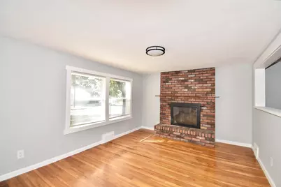 66 Curve St, Springfield, MA 01104 - Photo 11
