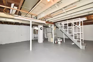 66 Curve St, Springfield, MA 01104 - Photo 23