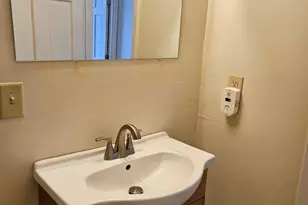 685 Oak St, Brockton, MA 02301 - Photo 17