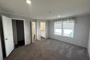 131 Washington St, Foxboro, MA 02035 - Photo 13